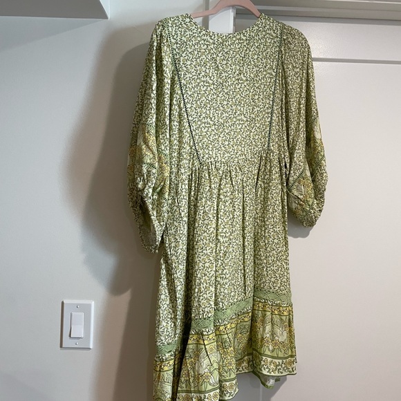 Green boho flowy mini dress size M NWT - Picture 4 of 6